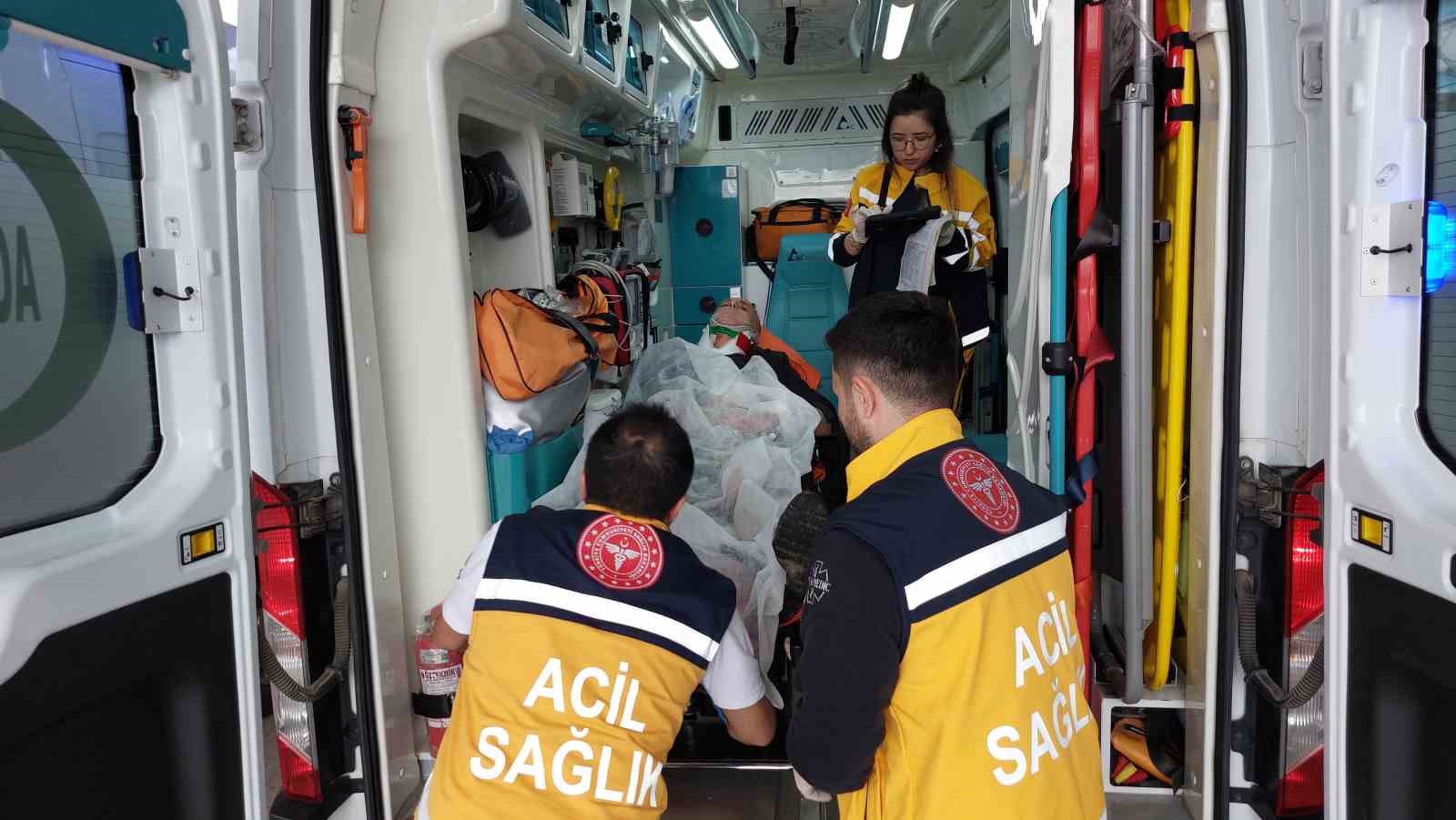 SAMSUN'DA BİR ESNAF BORÇ VERDİĞİ KİŞİDEN ALACAĞINI İSTEYİNCE BIÇAKLI SALDIRYA