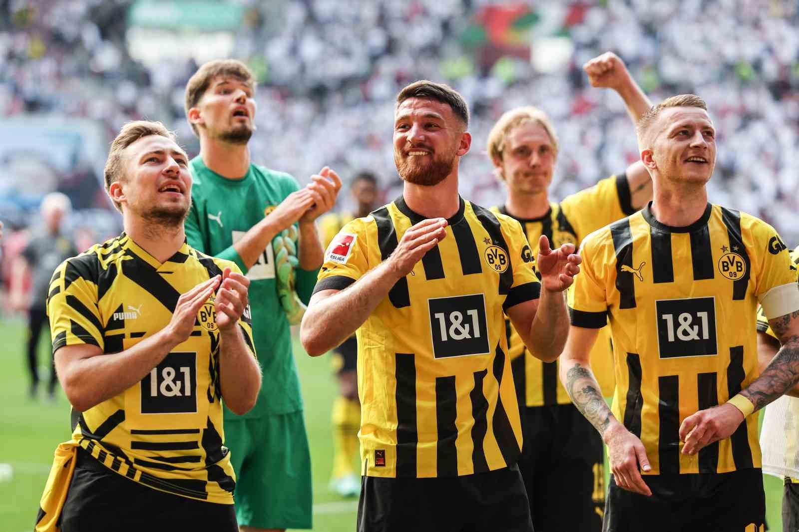 BORUSSİA DORTMUND, BUNDESLİGA'NIN 33. HAFTASINDA DEPLASMANDA KARŞILAŞTIĞI AUGSBURG'U 3-0 MAĞLUP