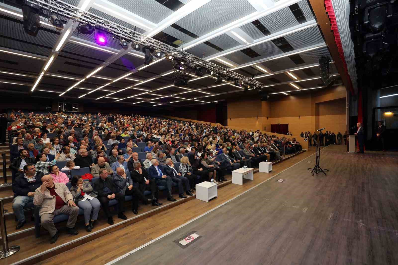 BOZKIRIN TEZENESİ, ESERLERİ İLE YENİMAHALLE BELEDİYESİ EV SAHİPLİĞİNDE “NEŞET ERTAŞ’I