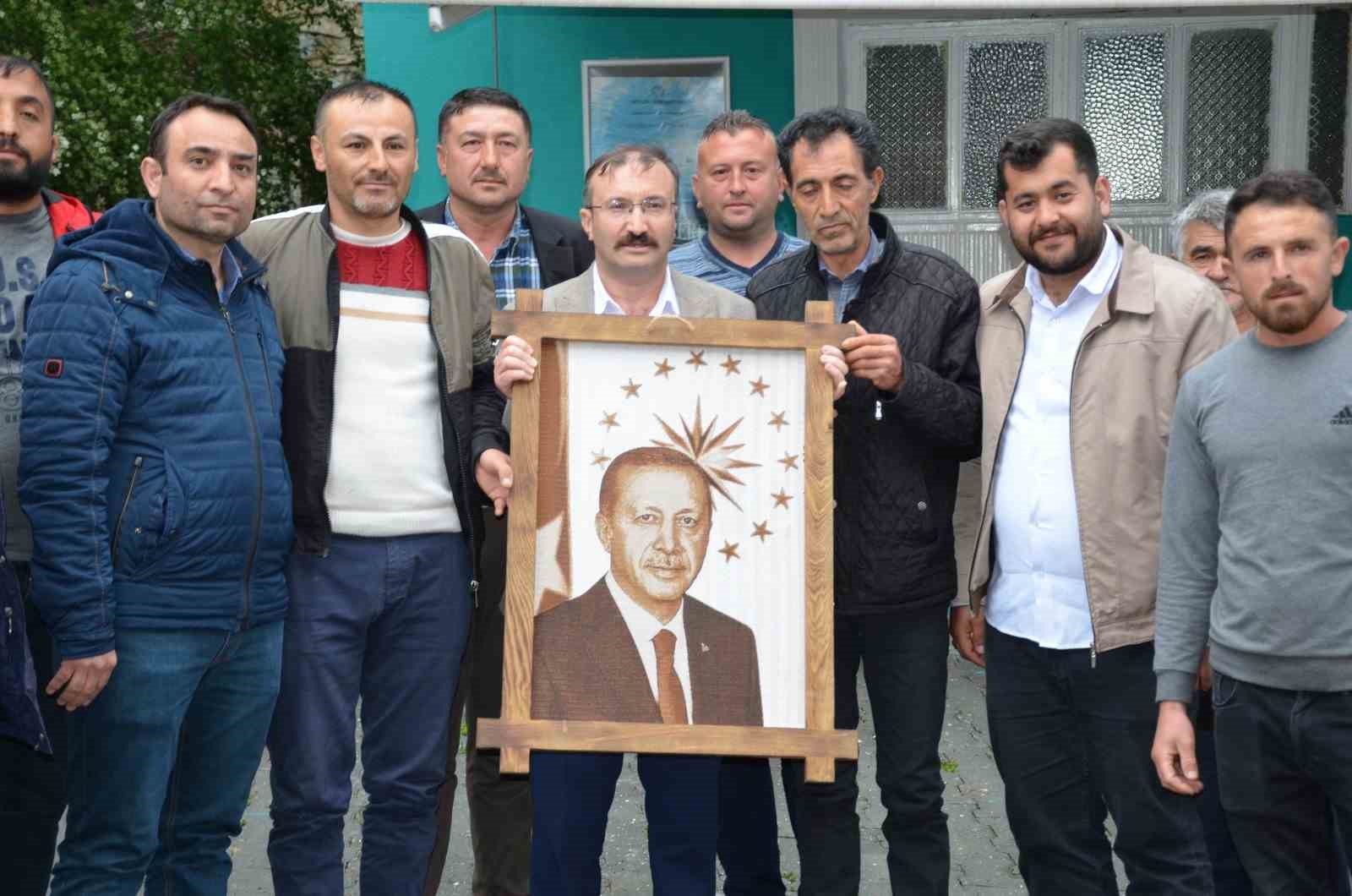 EMET’İN UMUTLU KÖYÜNDEKİ 155 OYUN TAMAMI TAYYİP ERDOĞAN'A 14 MAYIS