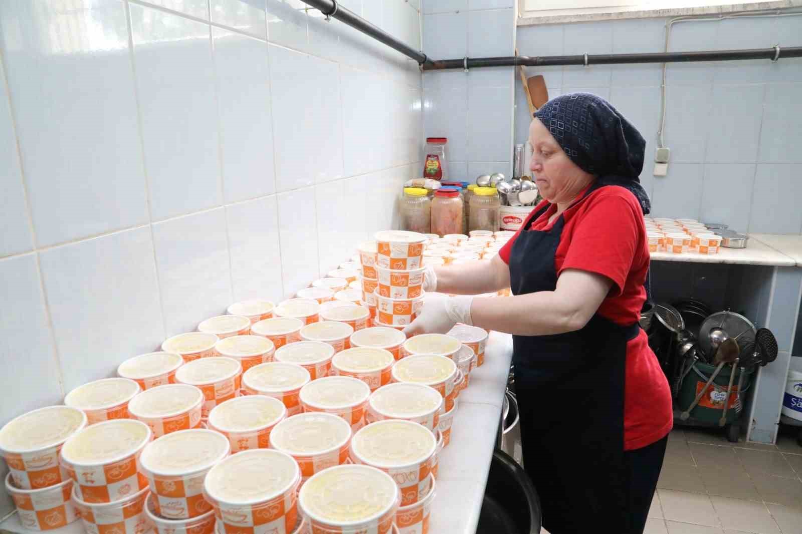 YEMEK ARDIMI