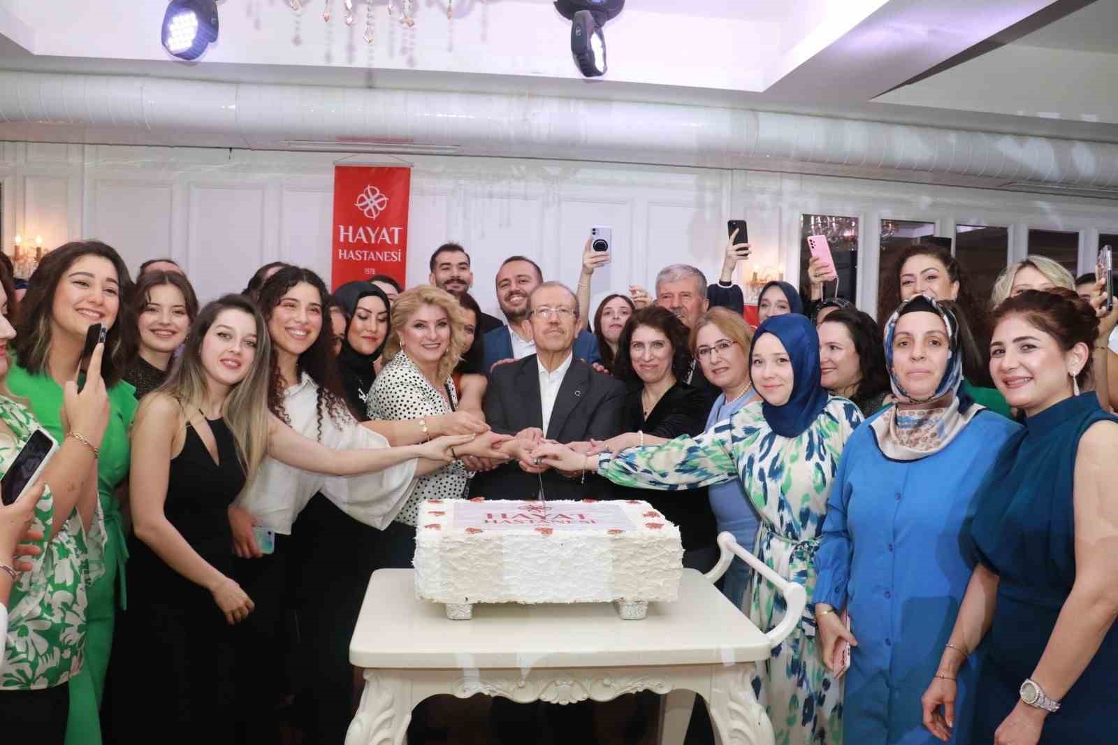 ÖZEL HAYAT HASTANESİ HEMŞİRELERİ, 12-18 MAYIS HEMŞİRELER HAFTASINDA BİR MEKANDA