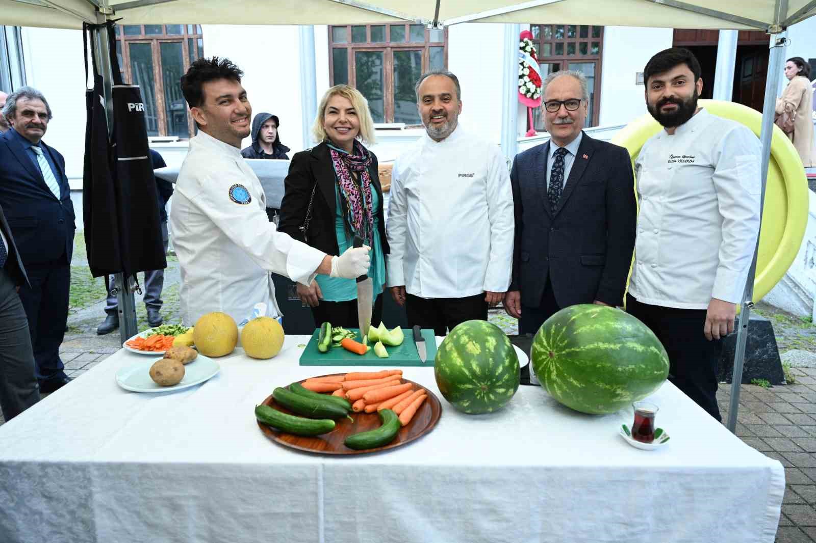 BURSA BÜYÜKŞEHİR BELEDİYESİ, 700 YILLIK BİR GEÇMİŞE SAHİP OLAN, KÖKENİ