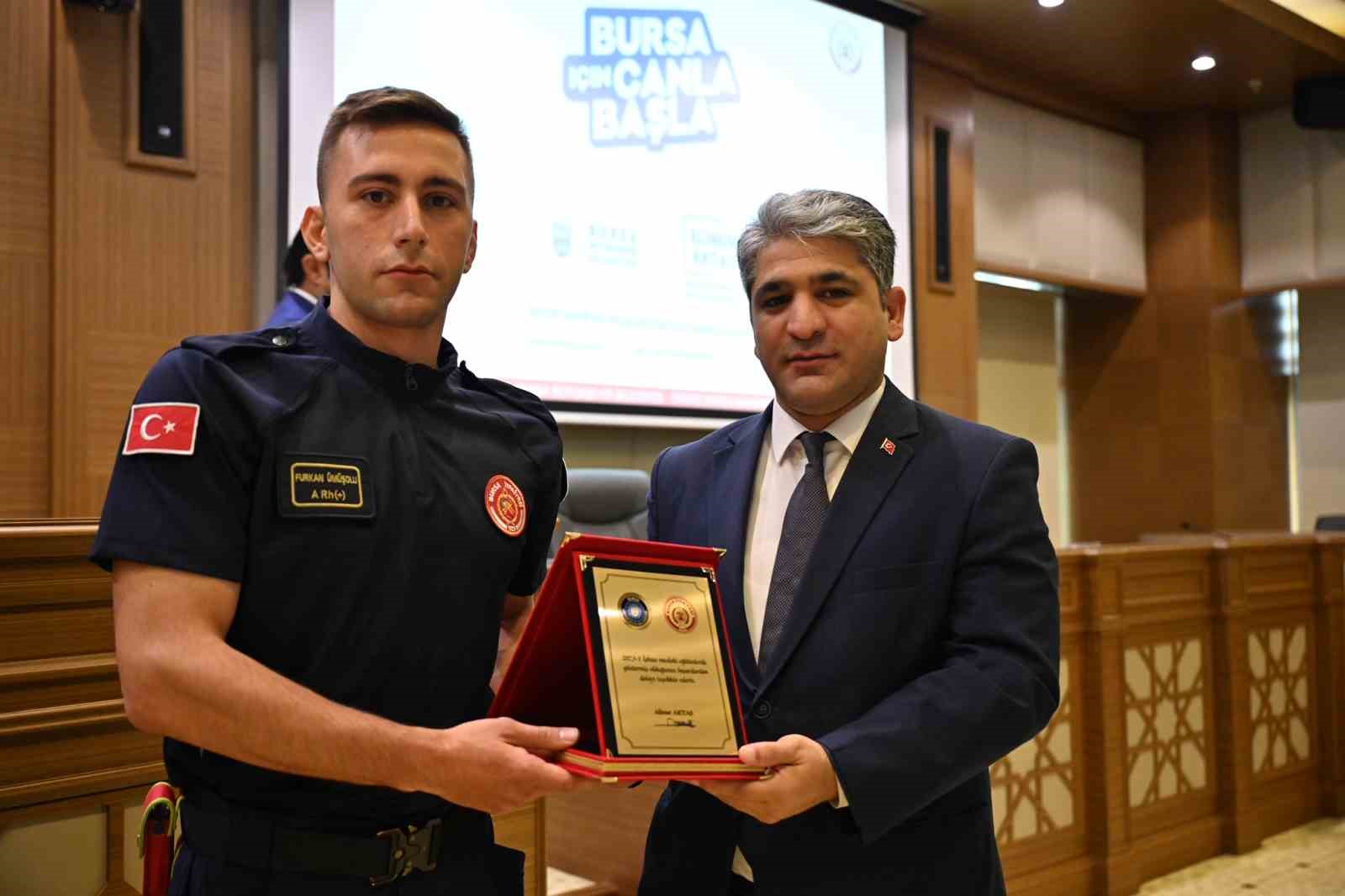 BURSA BÜYÜKŞEHİR BELEDİYESİ BÜNYESİNDE YENİ GÖREVE BAŞLAYAN VE GERÇEĞİ ARATMAYAN