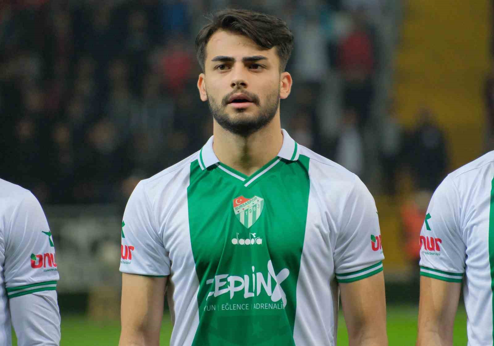 BURSASPOR, KEREM KÖK'ÜN SÖZLEŞMESİNİ YENİLEDİ.