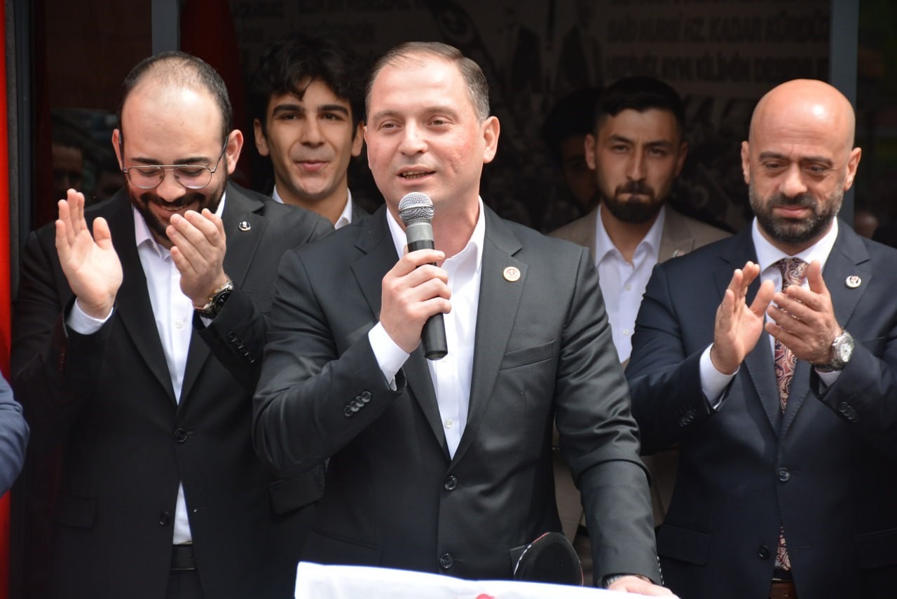 BÜYÜK BİRLİK PARTİSİ GEBZE İLÇE BAŞKANLIĞI AÇILIŞINA KATILAN BBP KOCAELİ