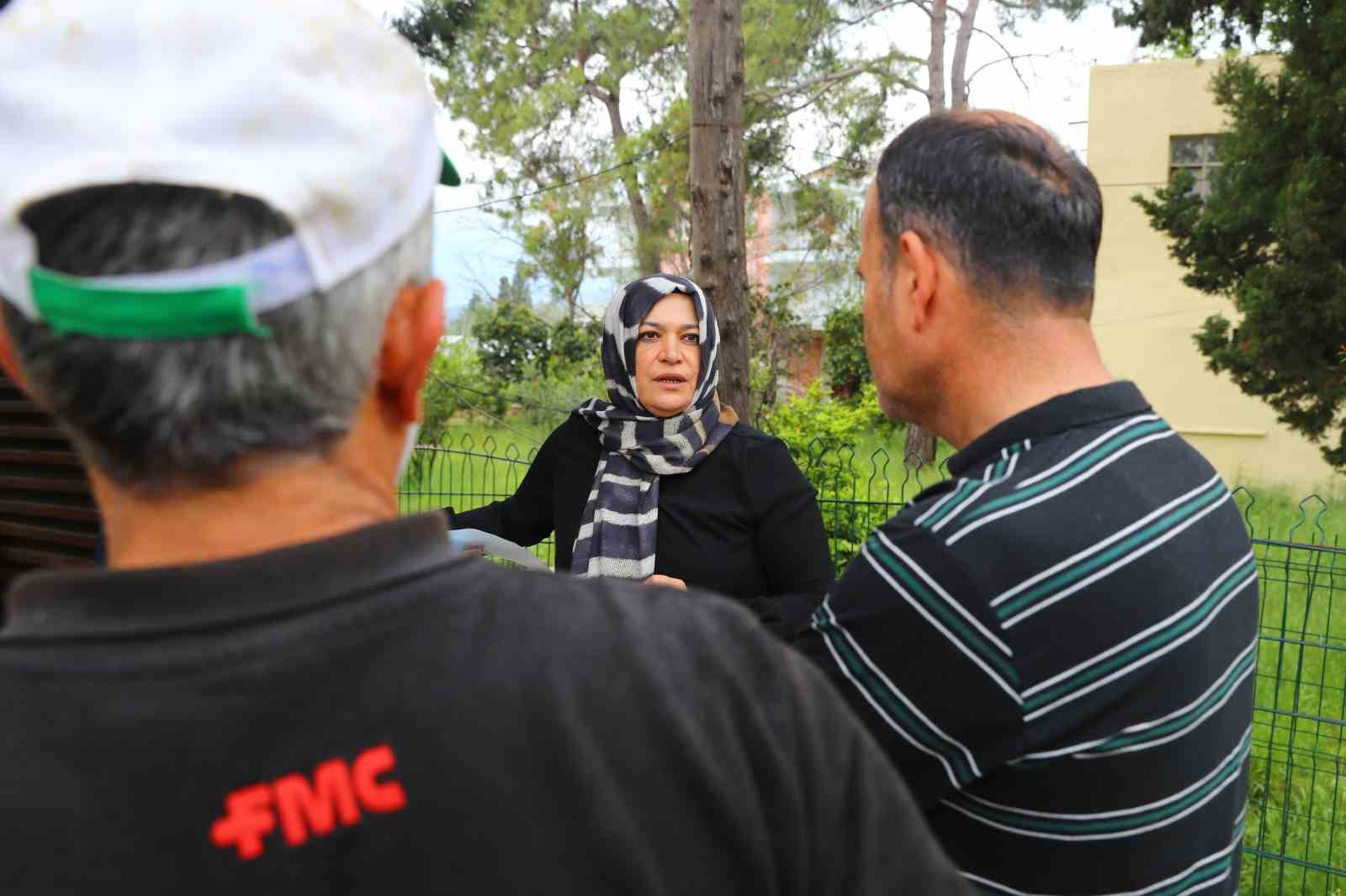 ANTALYA BÜYÜKŞEHİR BELEDİYESİ, KONYAALTI AŞAĞIKARAMAN MAHALLESİ’NDE SERADA ÜRETİM YAPAN ÇİFTÇİLERE
