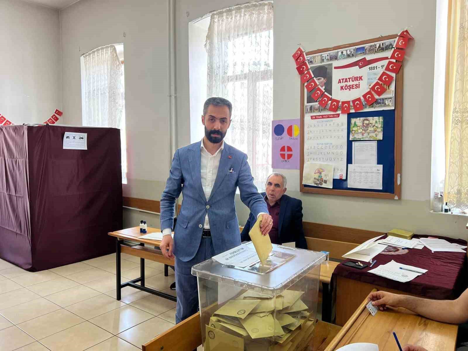 14 MAYIS SEÇİMLERİNE MHP’DEN ERZURUM MİLLETVEKİLİ ADAYI OLARAK GİREN MEHMET