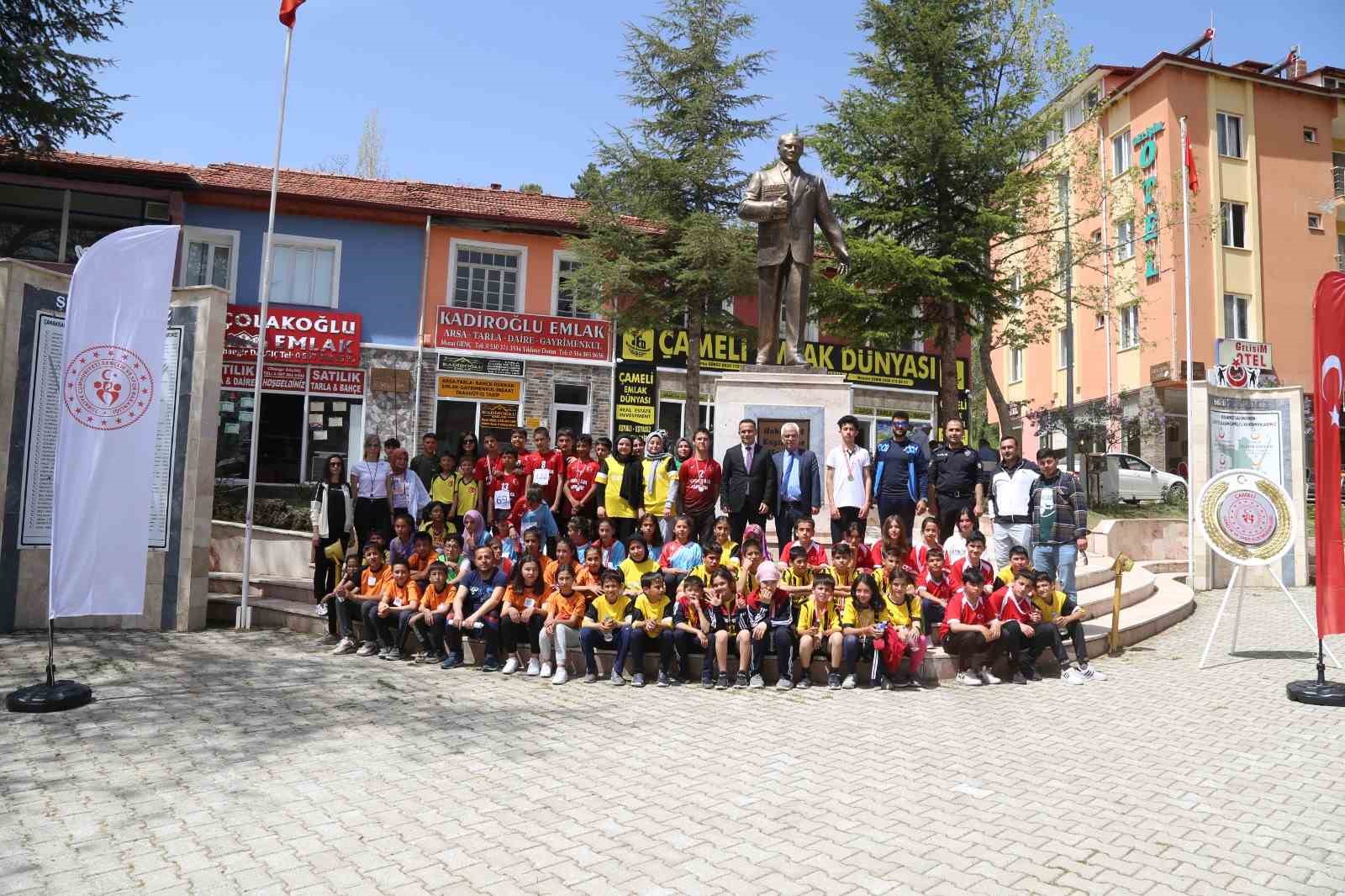 ÇAMELİ'NDE 19 MAYIS ATATÜRK'Ü ANMA, GENÇLİK VE SPOR BAYRAMI ETKİNLİKLERİ