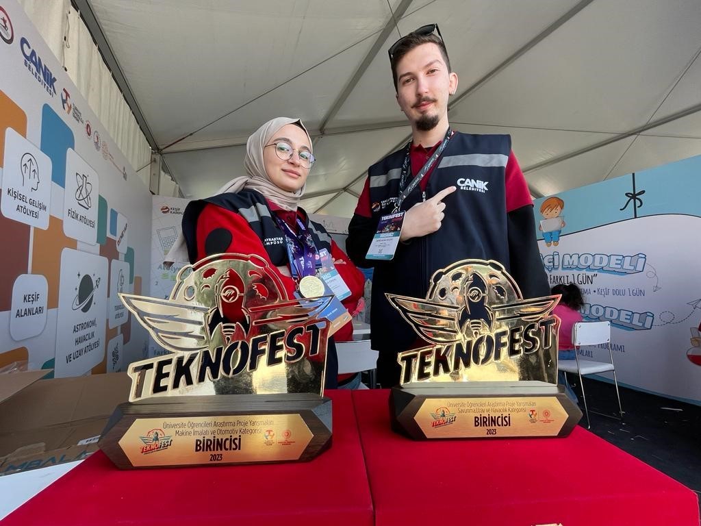 CANİK BELEDİYESİ TEKNOFEST TAKIMLARI YARIŞMALARDA BİRİNCİ OLDU.