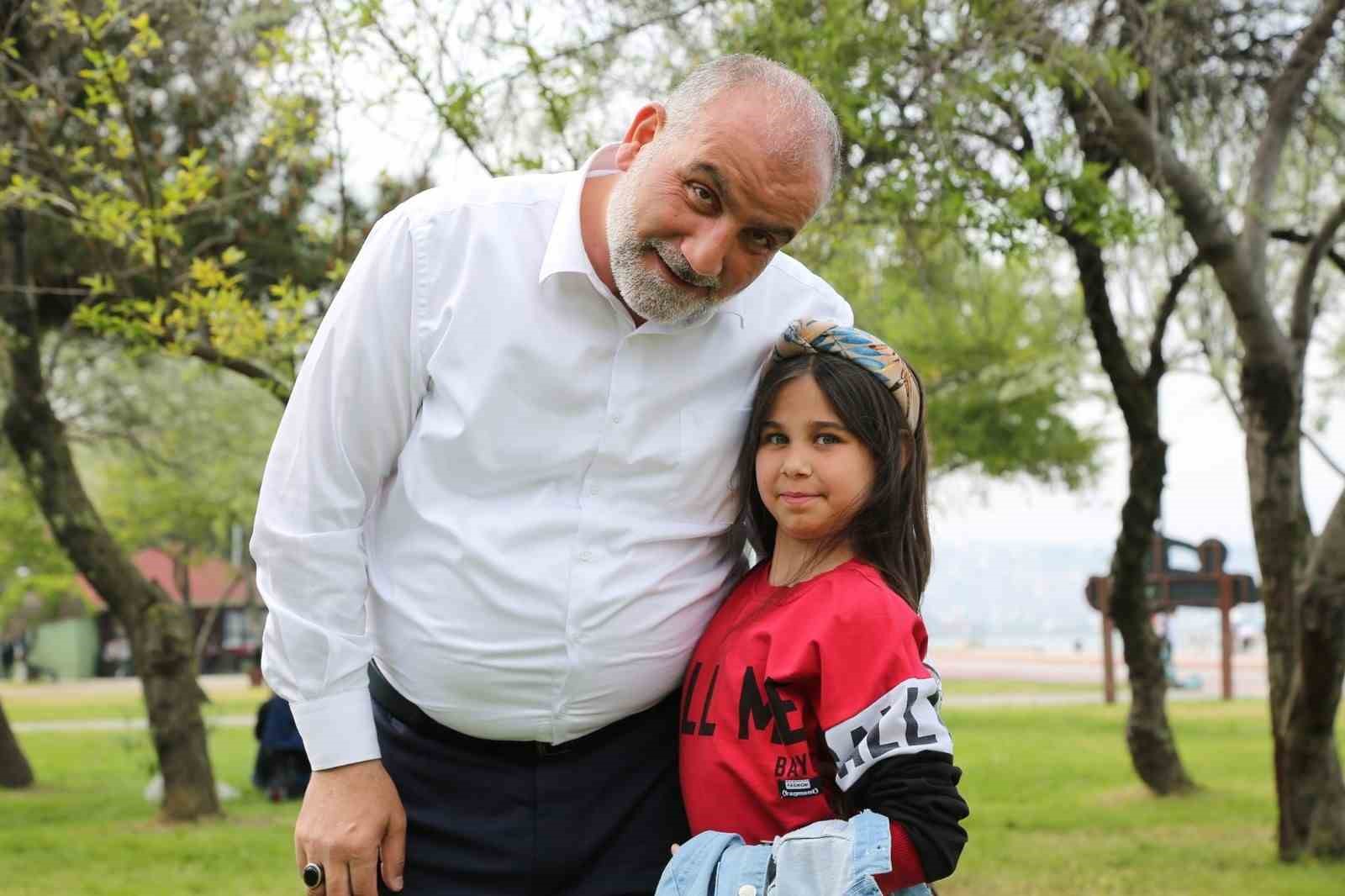CANİK BELEDİYESİ’NİN İLÇEDE DÜZENLEDİĞİ ŞENLİKTE ÇOCUKLAR DOYASIYLA EĞLENDİ.