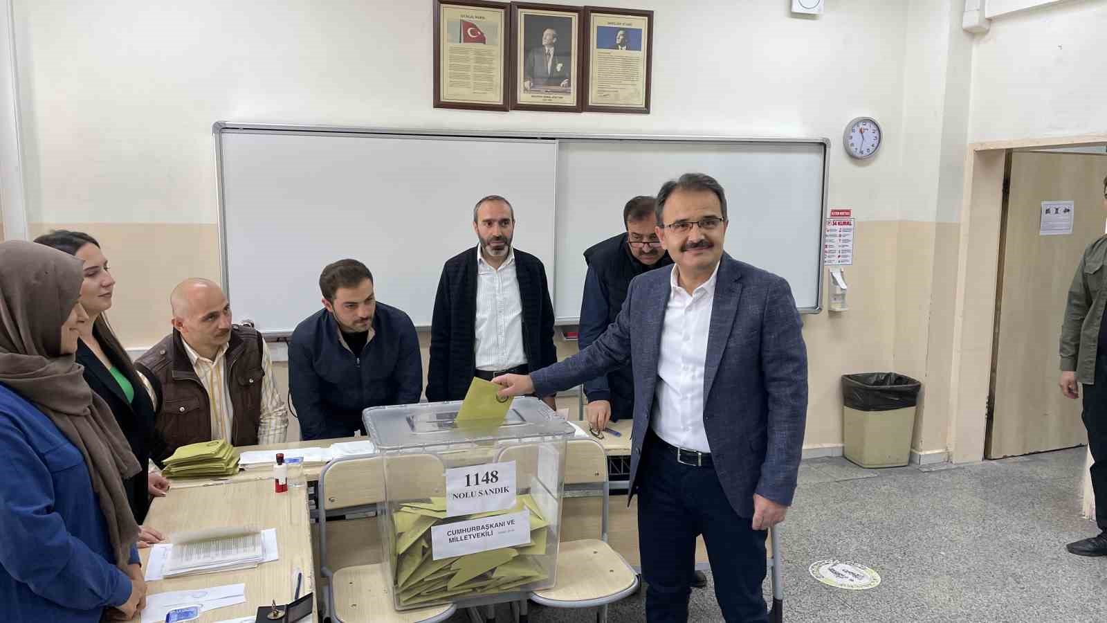 ÇANKIRI VALİSİ ABDULLAH AYAZ, CUMHURBAŞKANLIĞI VE 28. DÖNEM MİLLETVEKİLİ SEÇİMLERİ