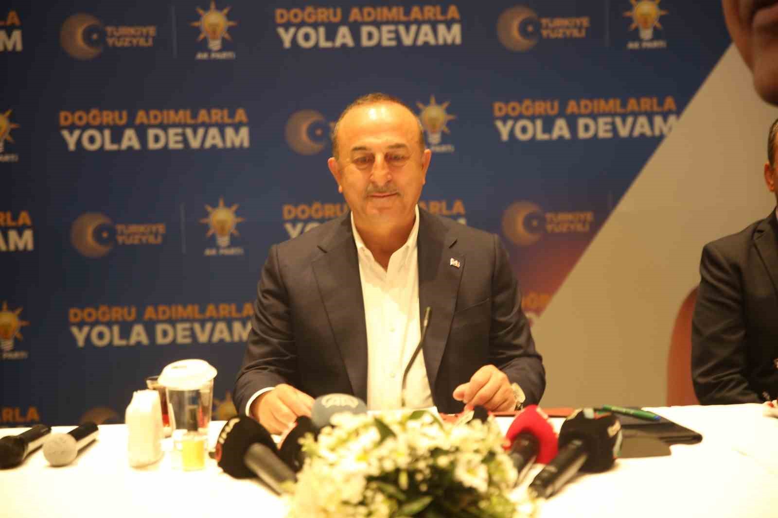 BAKAN ÇAVUŞOĞLU, AK PARTİ ANTALYA İL BAŞKANLIĞI’NIN ANTALYA’DA GÖREV YAPAN
