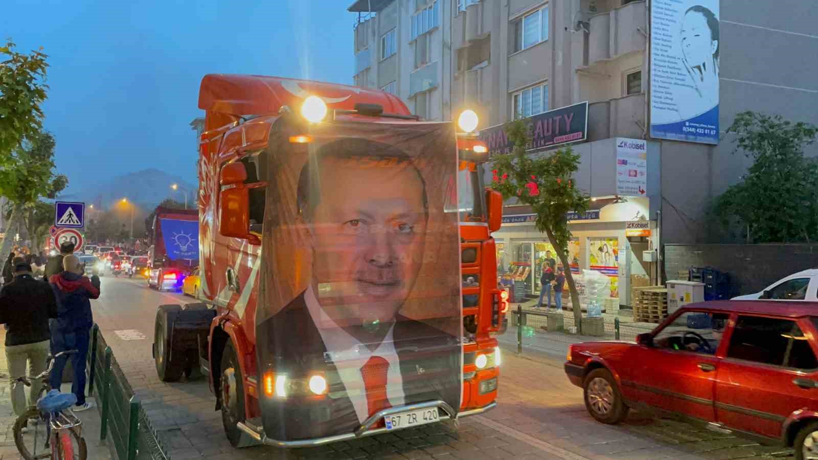 ZONGULDAK'IN ÇAYCUMA VE KDZ. EREĞLİ İLÇELERİNDE RECEP TAYYİP ERDOĞAN'IN 13.