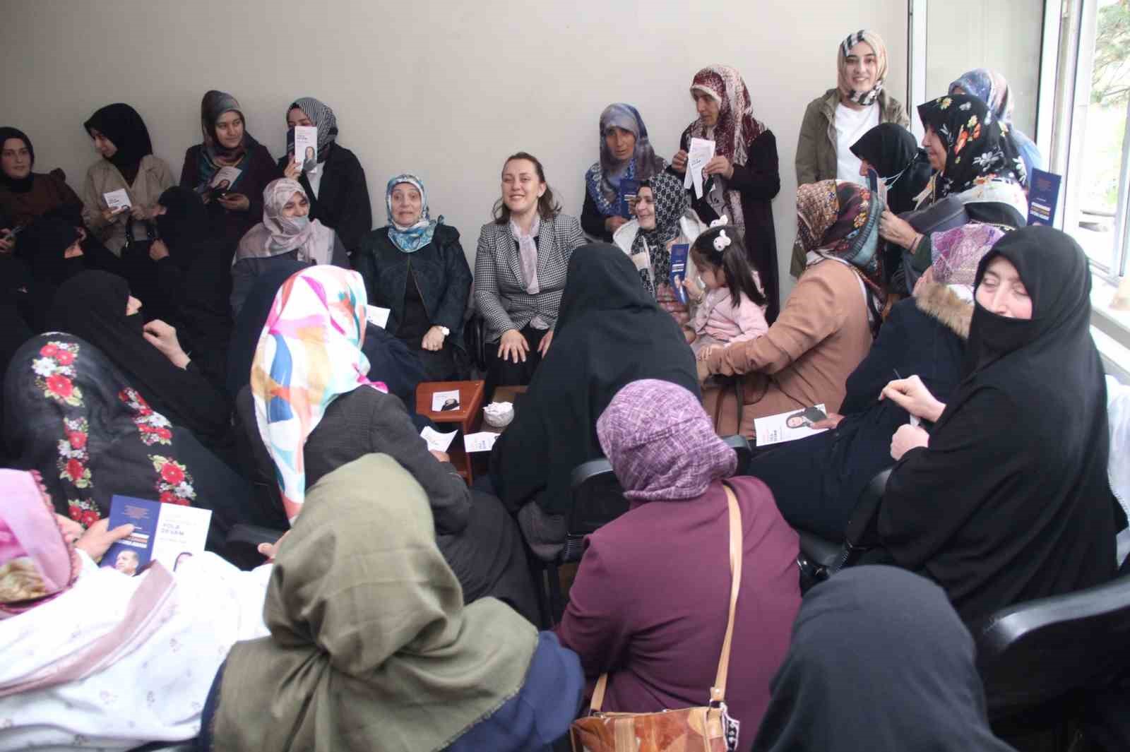 AK PARTİ ERZURUM MİLLETVEKİLİ ADAYI AYŞE DENİZ ÇELİK, SEÇİM ÇALIŞMALARI