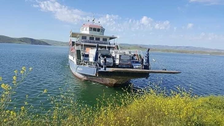 TUNCELİ’NİN ÇEMİŞGEZEK İLÇESİ İLE ELAZIĞ ARASINDA ULAŞIM SAĞLAYAN FERİBOTLARIN SEFER