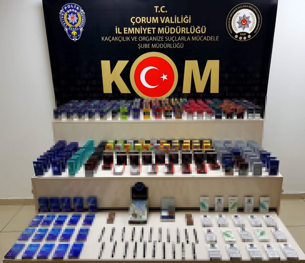 ÇORUM EMNİYET MÜDÜRLÜĞÜ, KOM ŞUBE MÜDÜRLÜĞÜ EKİPLERİ DÜZENLEDİKLERİ OPERASYONDA ÇOK