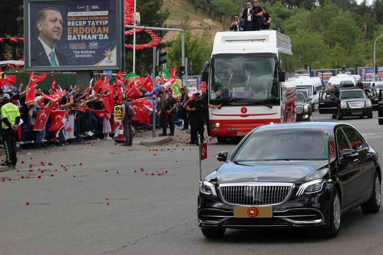 CUMBURBAŞKANI RECEP TAYYİP ERDOĞAN BATMAN'DA DÜZENLENEN MİTİNGTE 55 BİN KİŞİYE