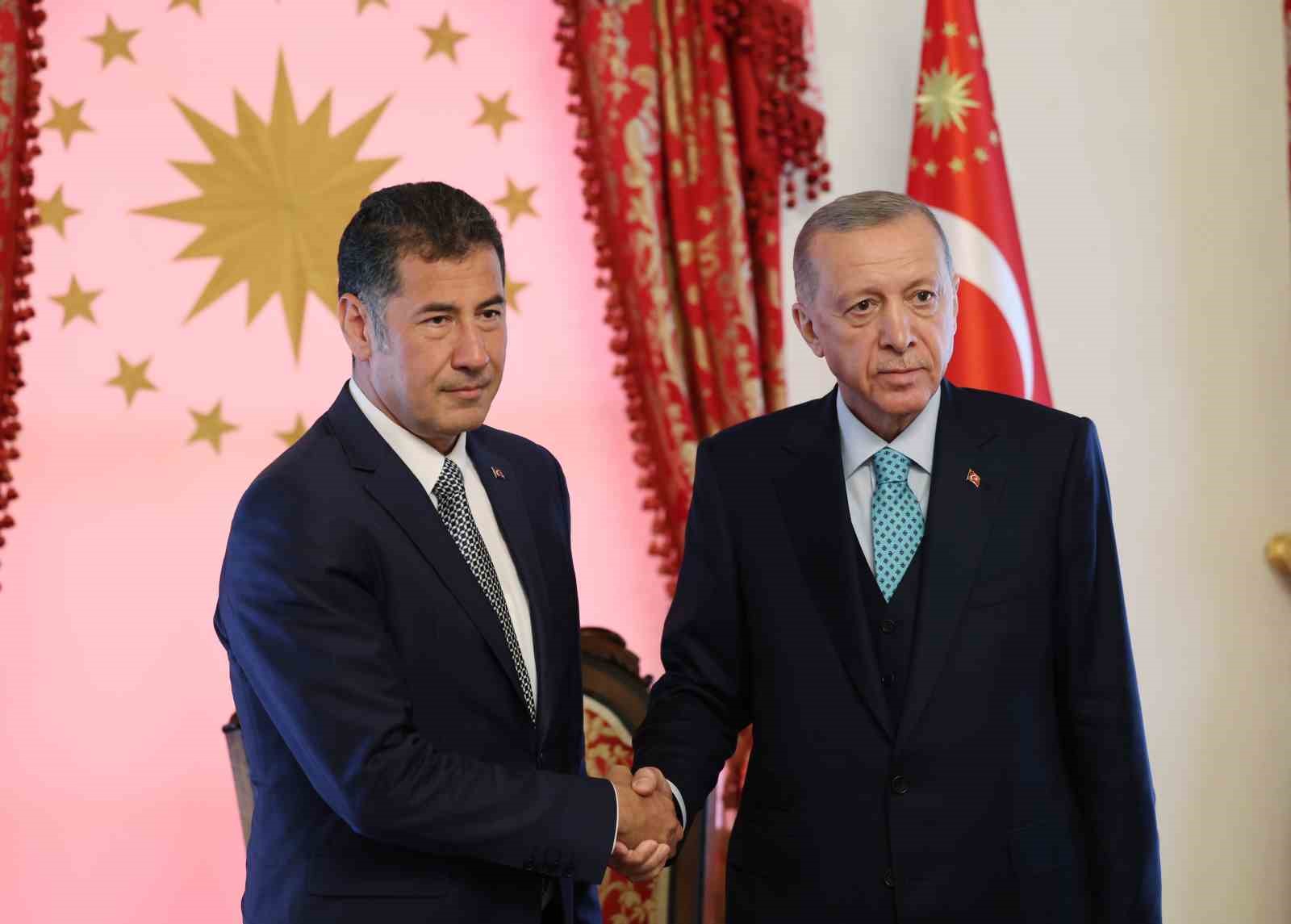 CUMHURBAŞKANI ERDOĞAN, ATA İTTİFAKI'NIN CUMHURBAŞKANI ADAYI SİNAN OĞAN'I DOLMABAHÇE ÇALIŞMA