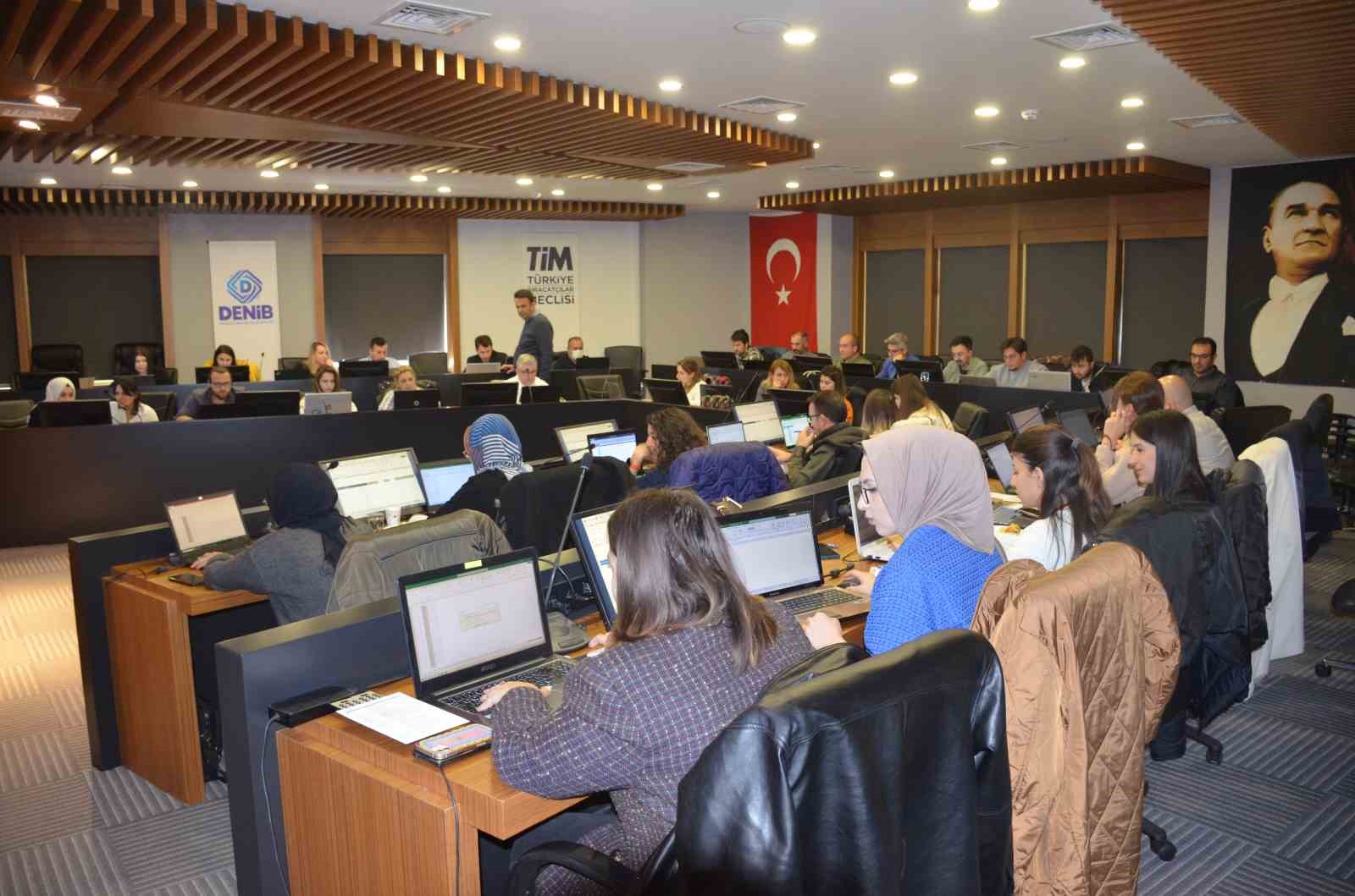 DENİB AKADEMİ, “İLERİ EXCEL UYGULAMALARI EĞİTİMİ”Nİ DENİZLİ İHRACATÇILAR BİRLİĞİ HİZMET