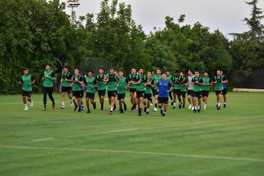 LİGDEN DÜŞEREK GELECEK SEZON 2. LİG’DE MÜCADELE EDECEK OLAN DENİZLİSPOR’DA