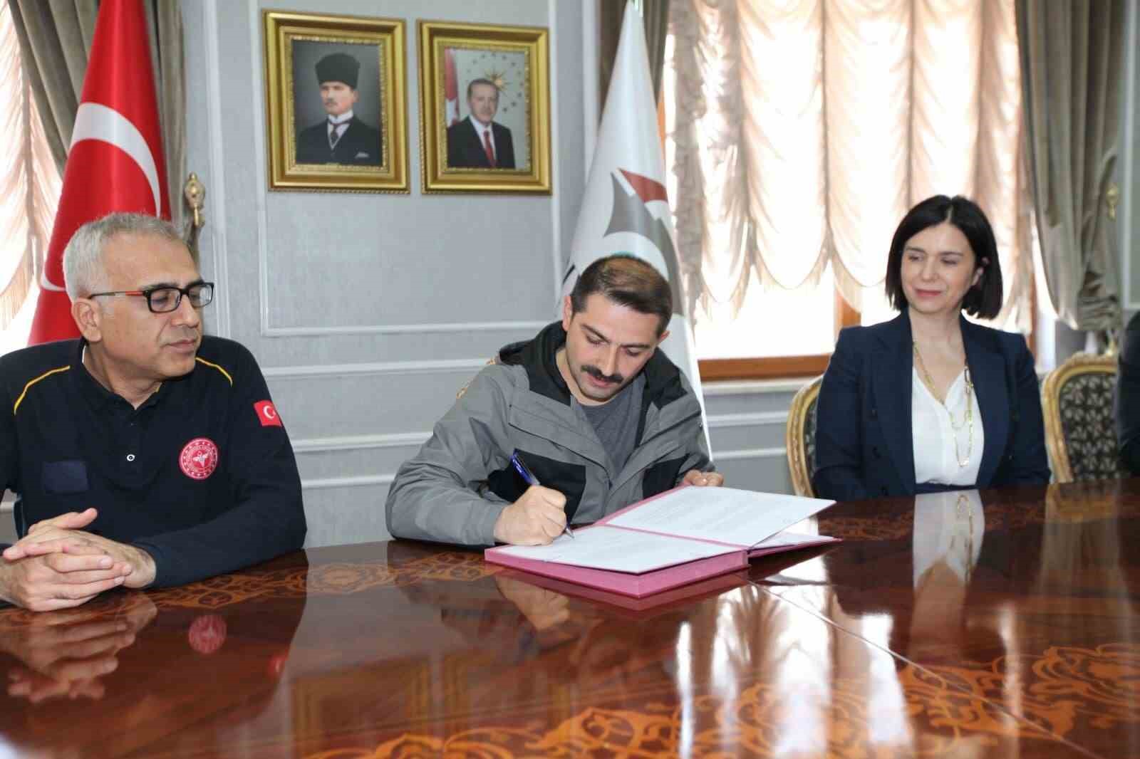 6 ŞUBAT DEPREMİNDE AĞIR HASAR ALAN ADIYAMAN MERKEZ VARLIK MAHALLESİNDEKİ