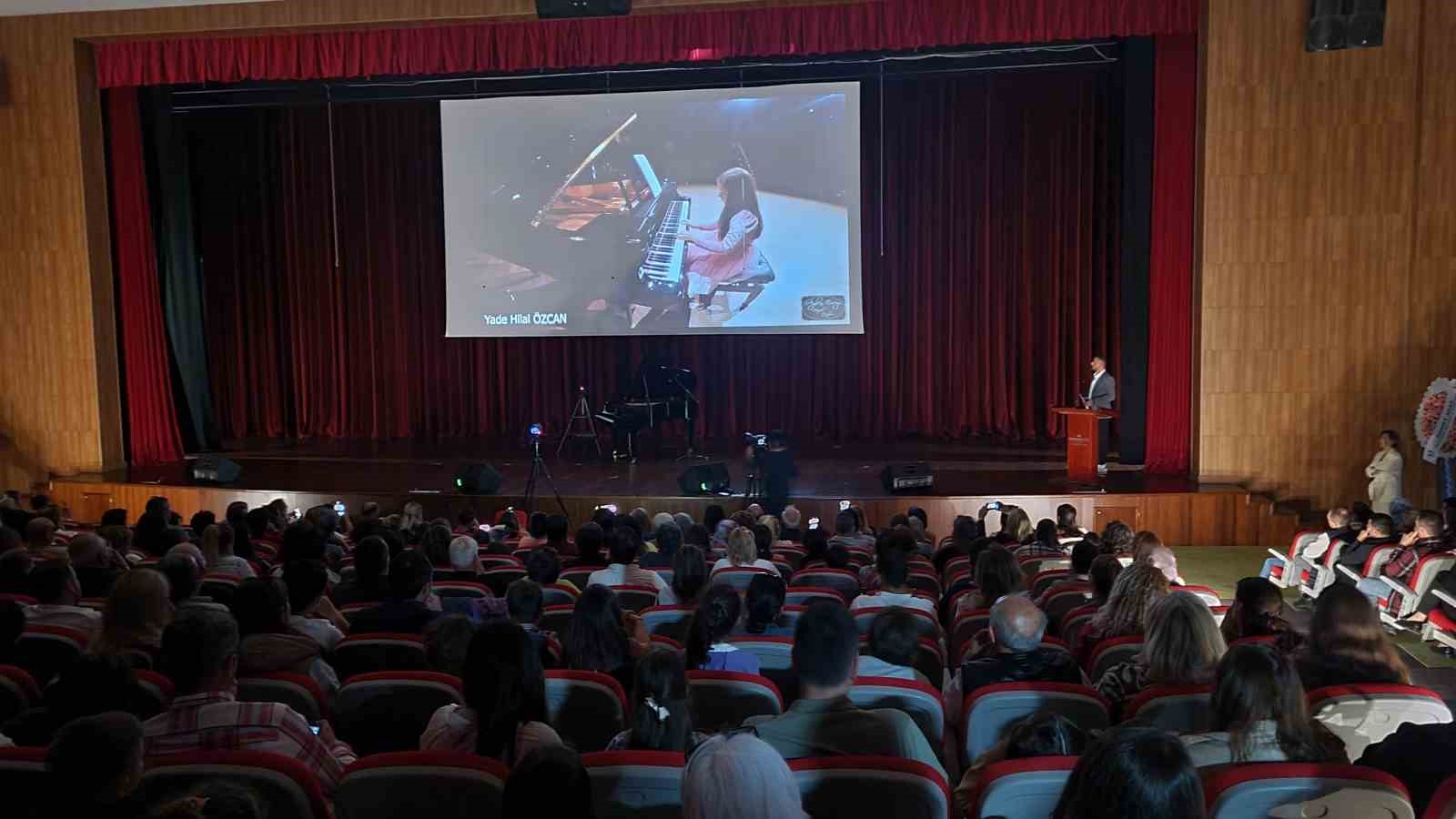 MUĞLA’NIN BODRUM İLÇESİNDEN ARA TATİLDE MEMLEKETİ HATAY'A GİDEN VE DEPREMDE