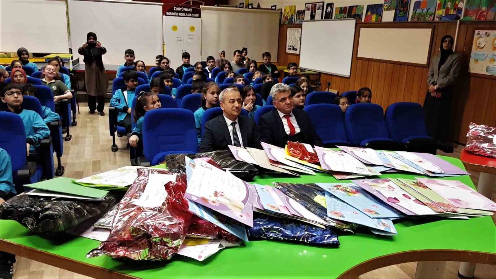 HOCA AHMET YESEVİ İMAM HATİP OKULU’NA GELEN MEKTUPLAR VE PAKETLER