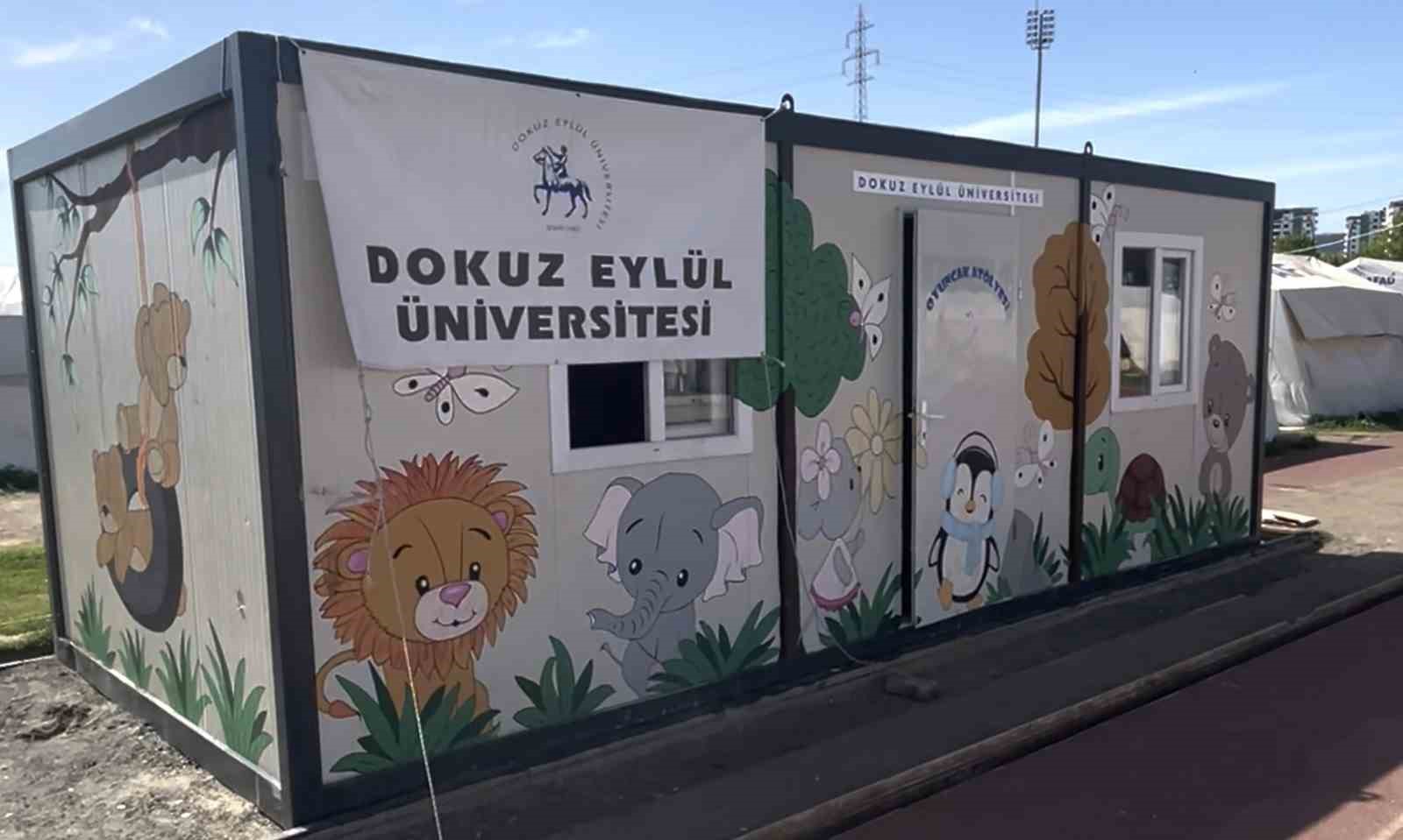 ‘HEPİMİZ ÇOCUKTUK’ PROJESİ ÇERÇEVESİNDE ADIYAMAN’A GİDEN DEÜ EKİPLERİ, OYUNCAK ATÖLYESİ