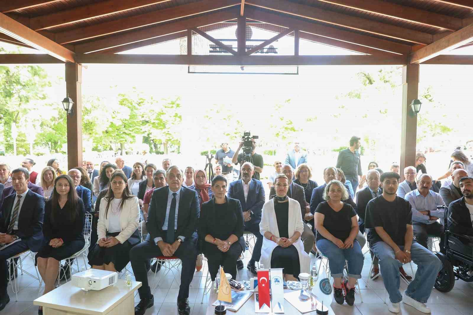 DOKUZ EYLÜL ÜNİVERSİTESİ, ENGELLİLER HAFTASI ETKİNLİKLERİ ÇERÇEVESİNCE BUCA KAMPÜSÜN DE“ENGELLERİ