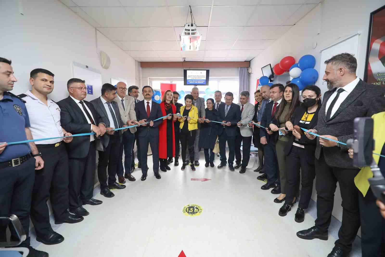 İZMİR'İN KİRAZ İLÇESİNDE, ORTA VE İLERİ YAŞ GRUBUNDAKİLERE YÖNELİK KALP