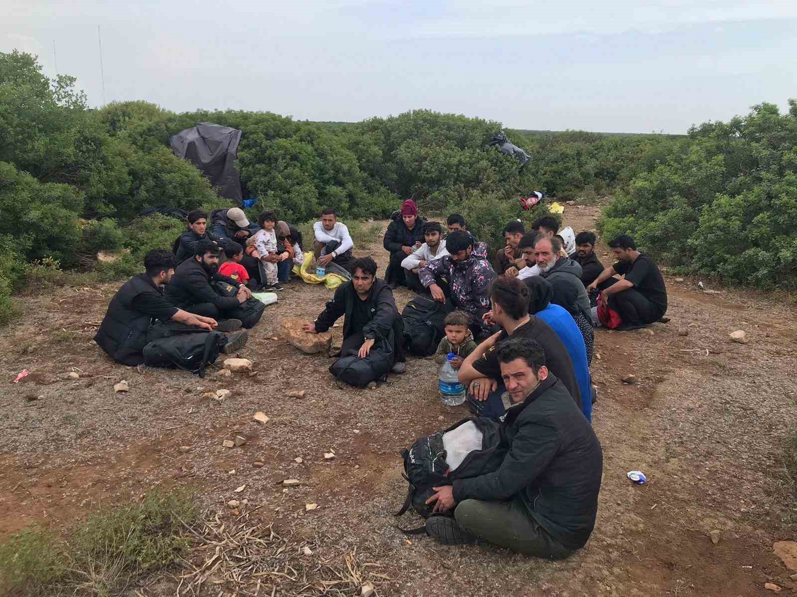 DİDİM’DE 34 DÜZENSİZ GÖÇMEN YAKALANDI