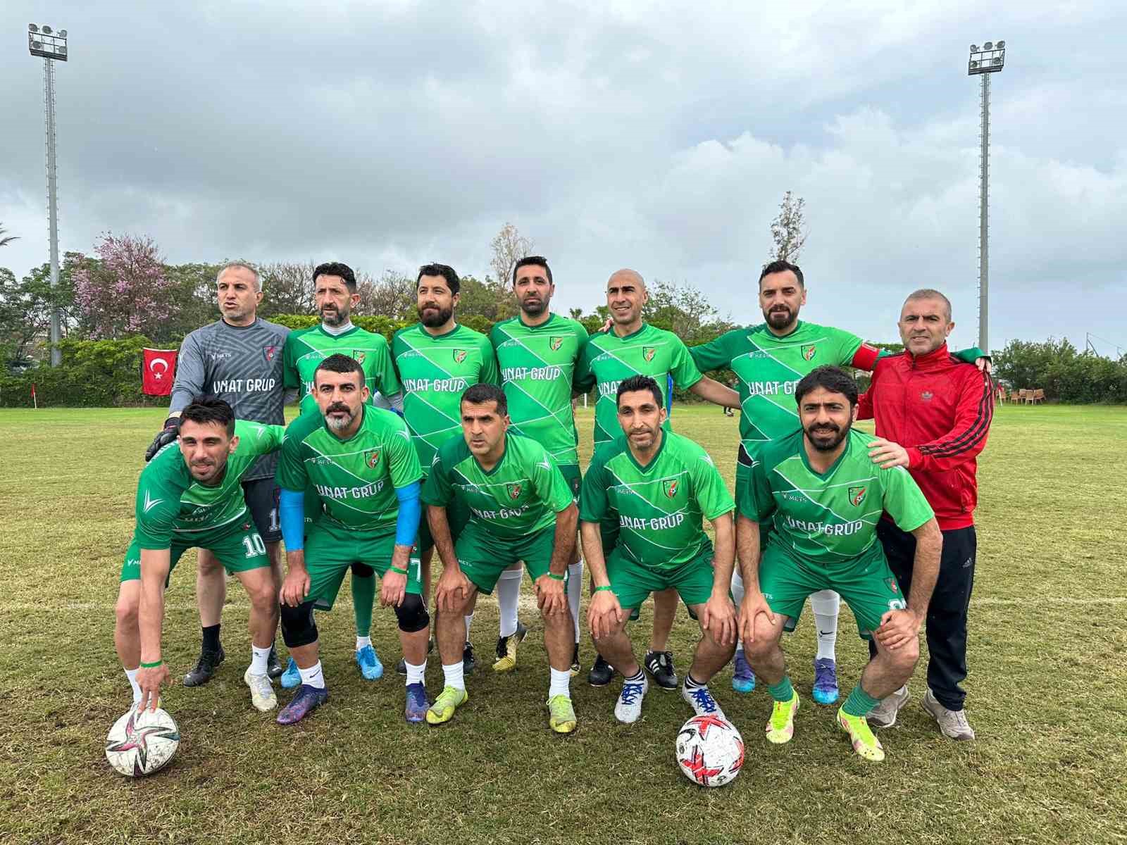 DİYARBAKIR MASTERLER FUTBOL TAKIMI, ALMANYA, BULGARİSTAN VE KKTC’DEN TOPLAM 24