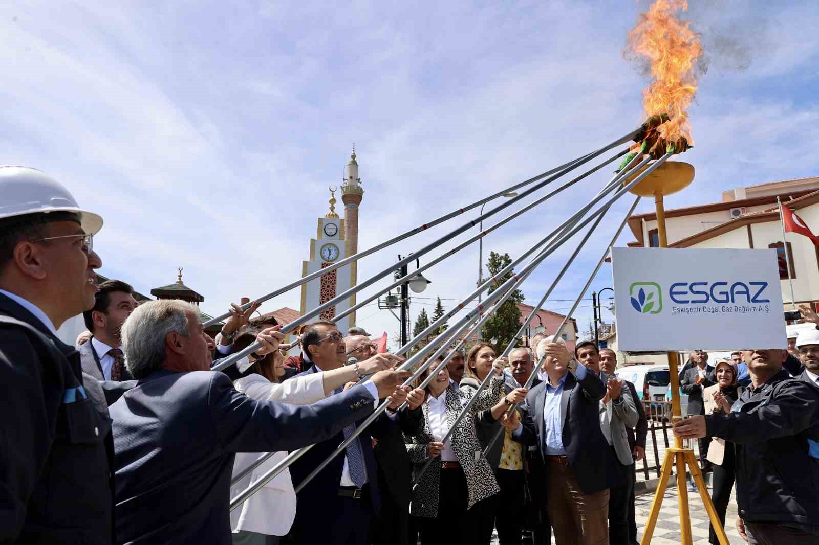 GÜNYÜZÜ İLÇESİ’Nİ ZİYARET EDEN ENERJİ VE TABİİ KAYNAKLAR BAKANI FATİH