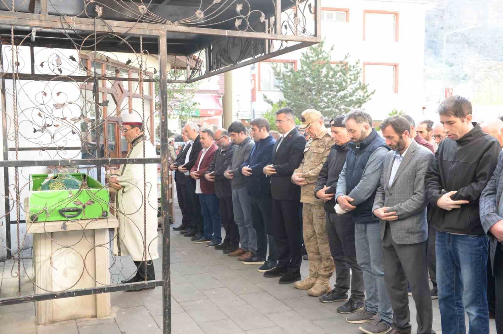 ERZURUM VALİLİĞİ ÖZEL KALEM MÜDÜRÜ SUAT DOĞAN'IN KAYINBABASI FEVZİ KALAYCI,