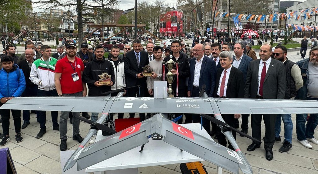 DPÜ TEKNOFEST TAKIMLARI, HALK VE KÜTAHYA PROTOKOLÜ İLE BULUŞTU