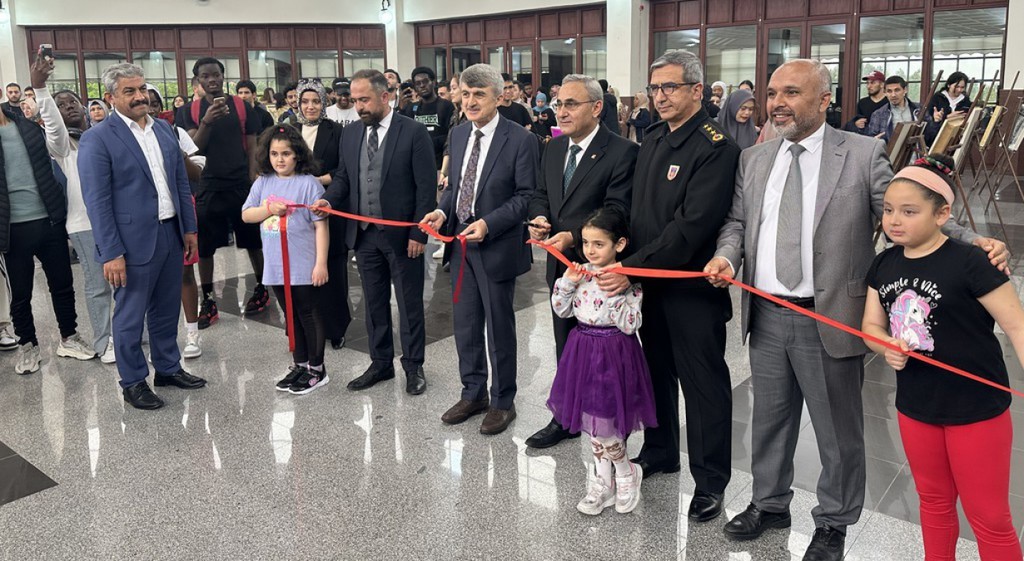 DPÜ’DE RÖLYEF SANAT SERGİSİ