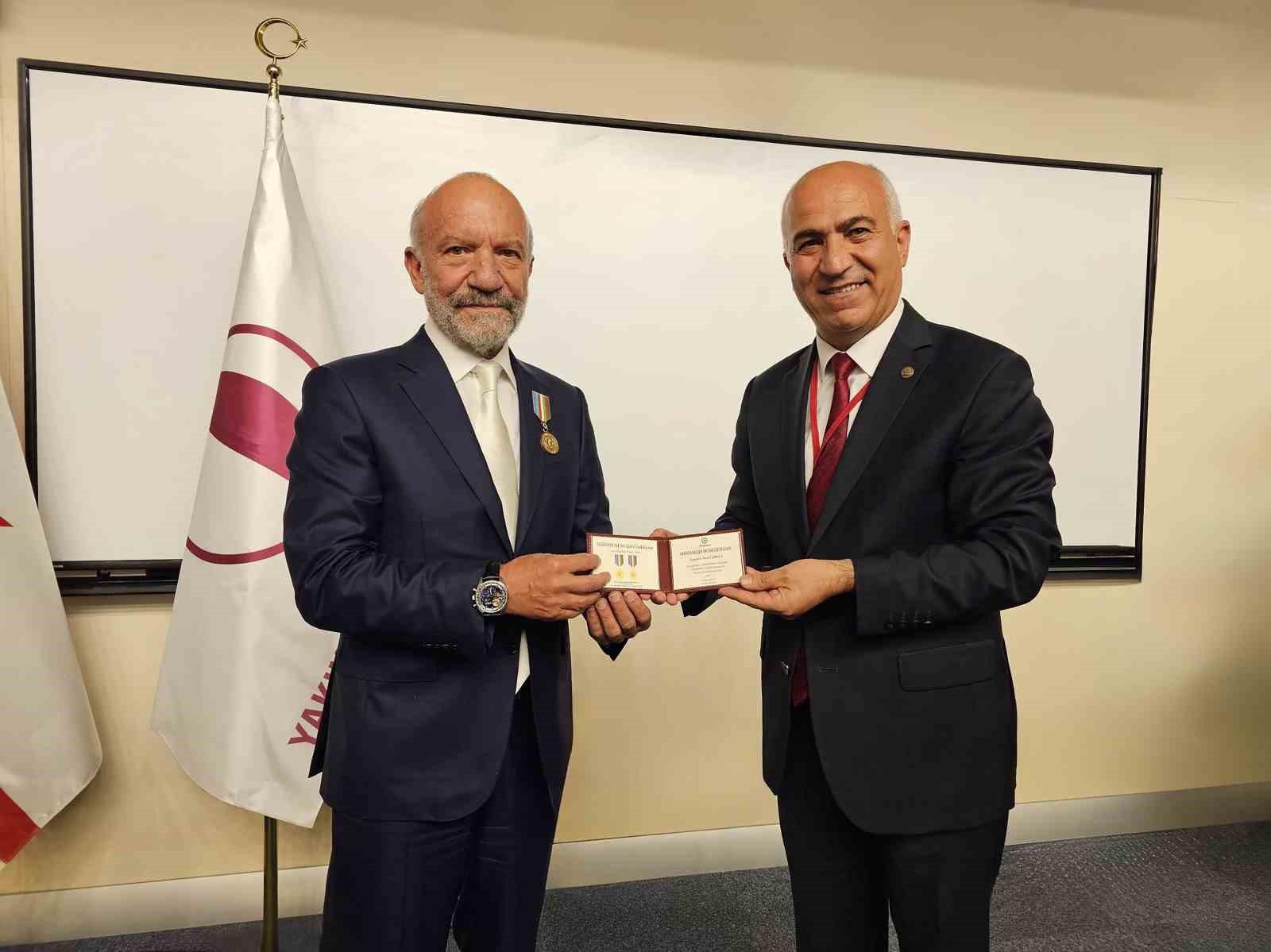 TÜRKSOY GENEL SEKRETERİ SULTAN RAEV’İ TEMSİLEN KKTC’DE BULUNAN TÜRKSOY GENEL