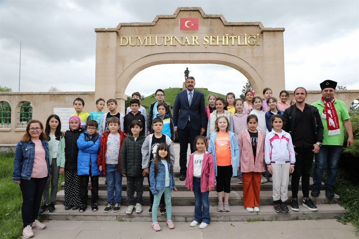 VALİ ALİ ÇELİK, DUMLUPINAR İLÇESİNDEKİ TARİHİ VE TURİSTİK POTANSİYELİN ÖN