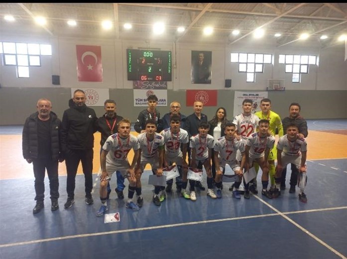 KARABÜK'TE FUTSAL OKUL SPORLARI GENÇ ERKEKLER VE KIZLAR GRUP MÜSABAKALARI