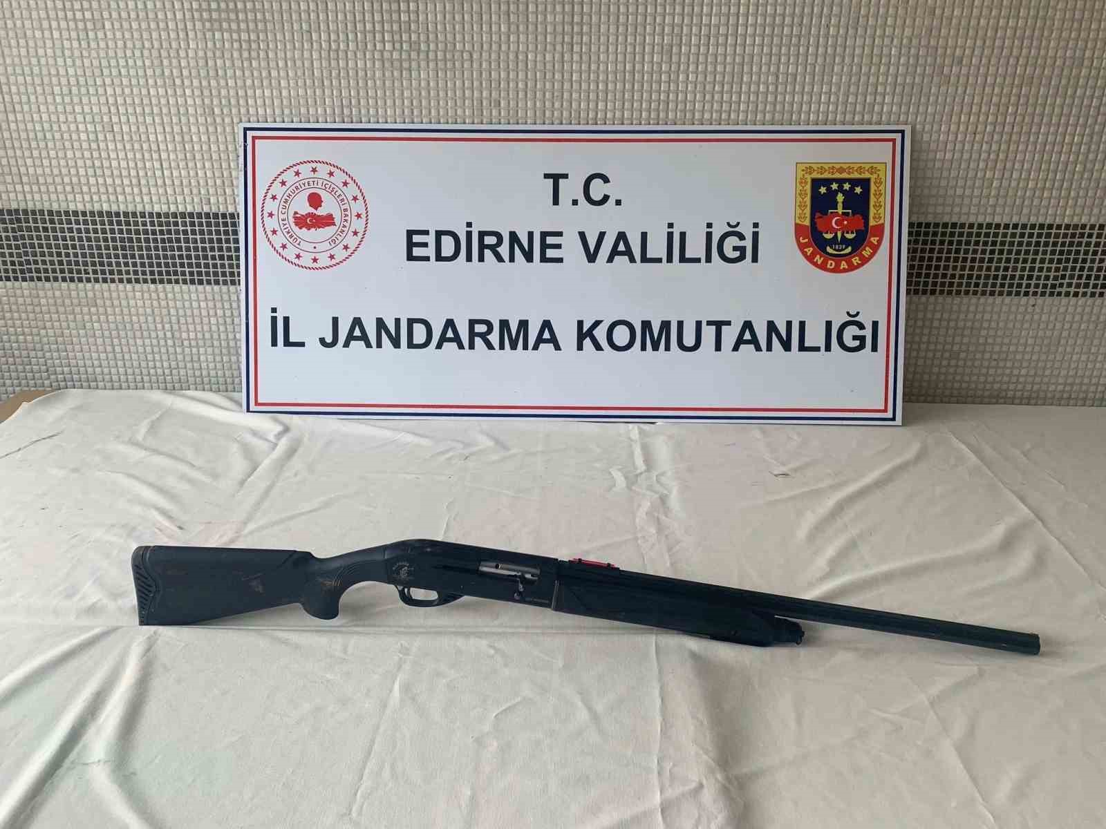 EDİRNE’DE JANDARMA VE KOM EKİPLERİ SON BİR HAFTADA KAÇAKÇILIKLA MÜCADELE