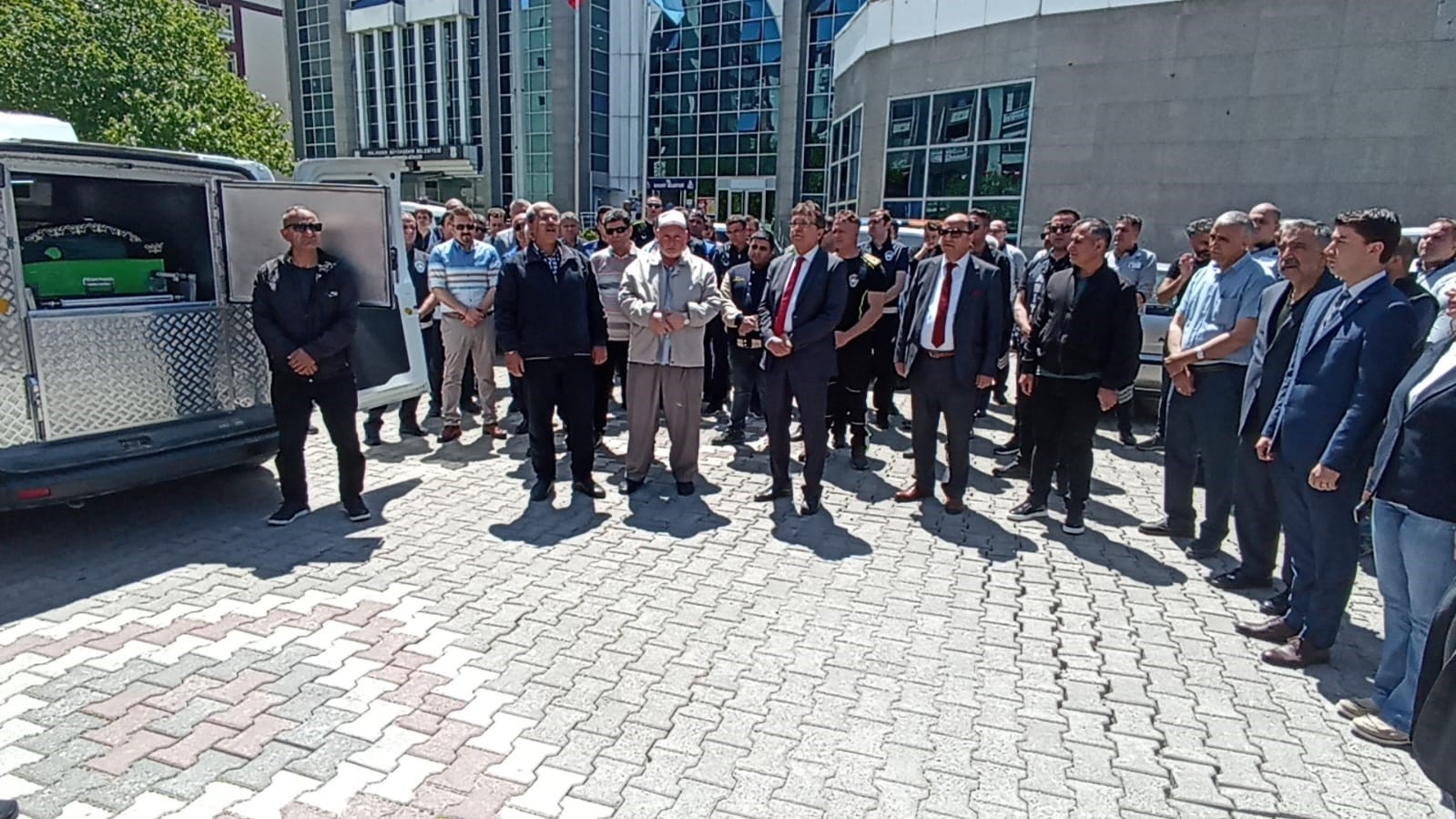 BALIKESİR’İN EDREMİT İLÇESİNDE UZUN YILLAR EDREMİT BELEDİYESİ’NDE ZABITA MEMURU OLARAK