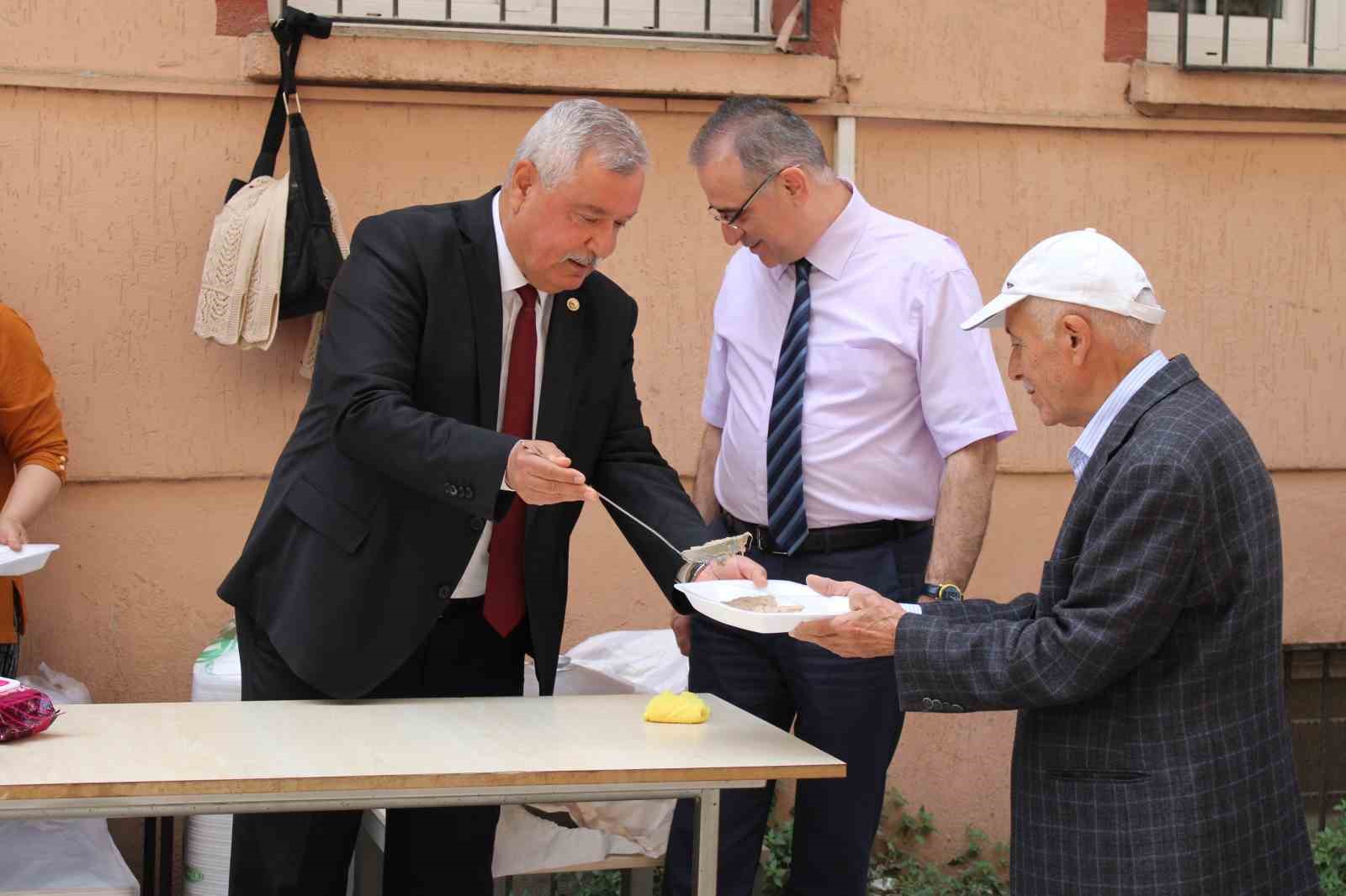AYDIN’IN EFELER İLÇESİNDE ÜRETİCİLERİN TEMSİLCİSİ OLAN EFELER ZİRAAT ODASI, BİN
