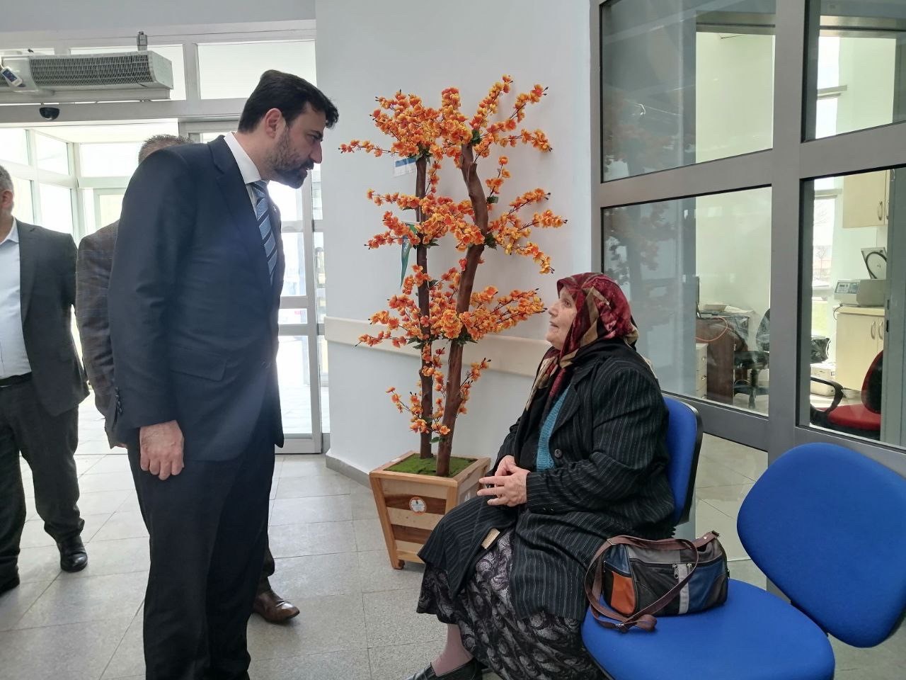 AK PARTİ GENEL SEKRETER YARDIMCISI VE KARABÜK MİLLETVEKİLİ ADAYI CEM