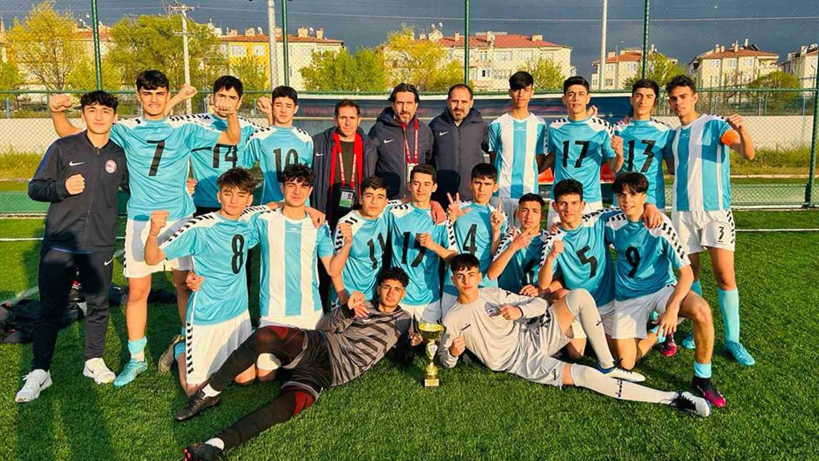 U16 TÜRKİYE ŞAMPİYONASI 1. KADEME MAÇLARINA KAYSERİ'DE ÇIKAN ELAZIĞ İL
