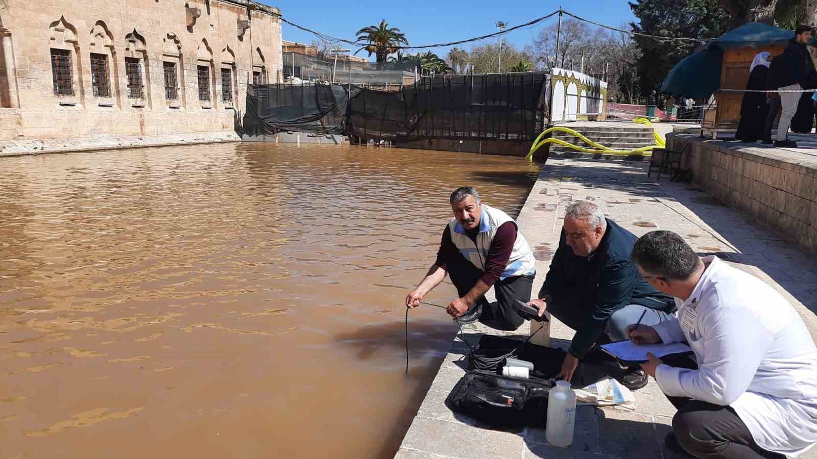 ŞANLIURFA’DA MEYDANA GELEN SEL FELAKETİNDEN SONRA ELAZIĞ SU ÜRÜNLERİ ARAŞTIRMA