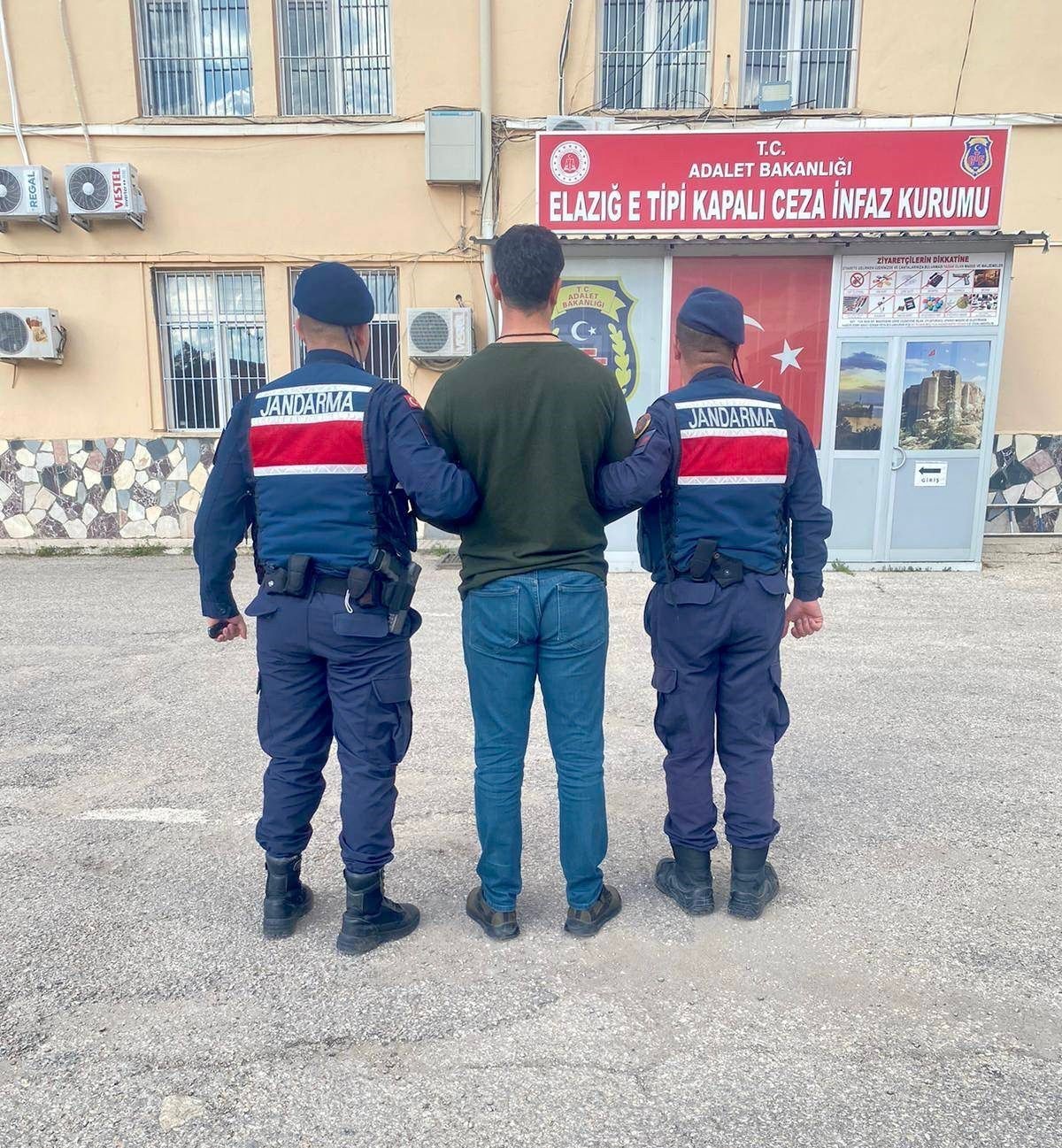 ELAZIĞ’DA JANDARMA EKİPLERİNİN YAPTIĞI ÇALIŞMADA 20 YIL 7 AY 9