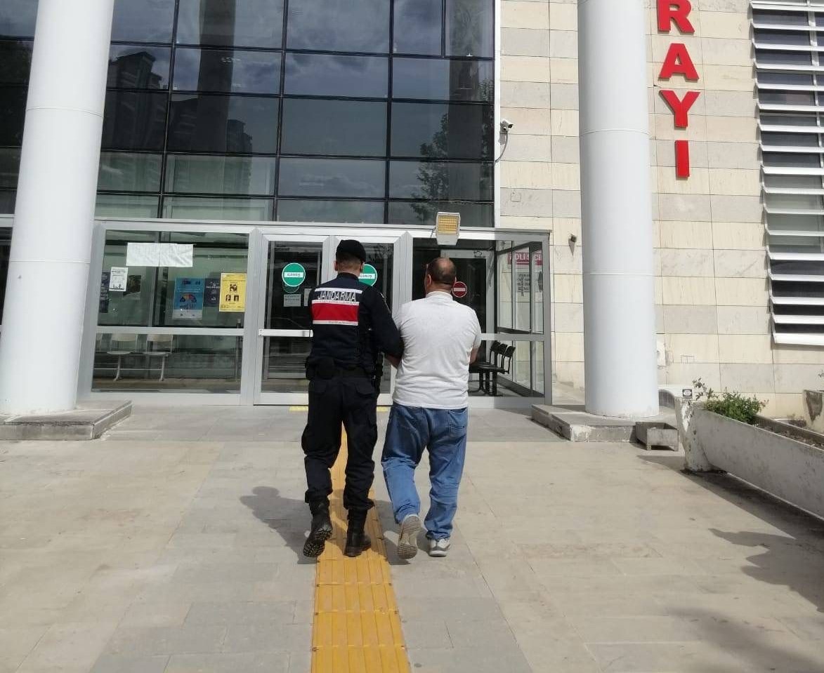ELAZIĞ’DA JANDARMA EKİPLERİNİN YAPTIĞI ÇALIŞMADA, KESİNLEŞMİŞ HAPİS CEZALARI BULUNAN 3