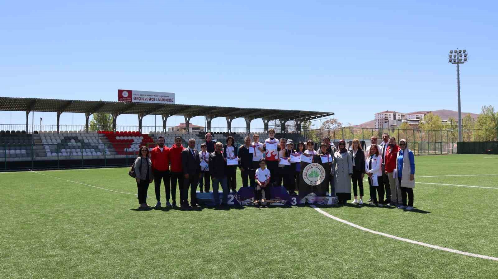 OKÇULUK İL ŞAMPİYONASI ELAZIĞ'DA BAŞLADI