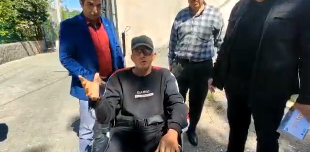 HASTALIĞI NEDENİ İLE YÜRÜYEMEYEN SİNAN SARRAF